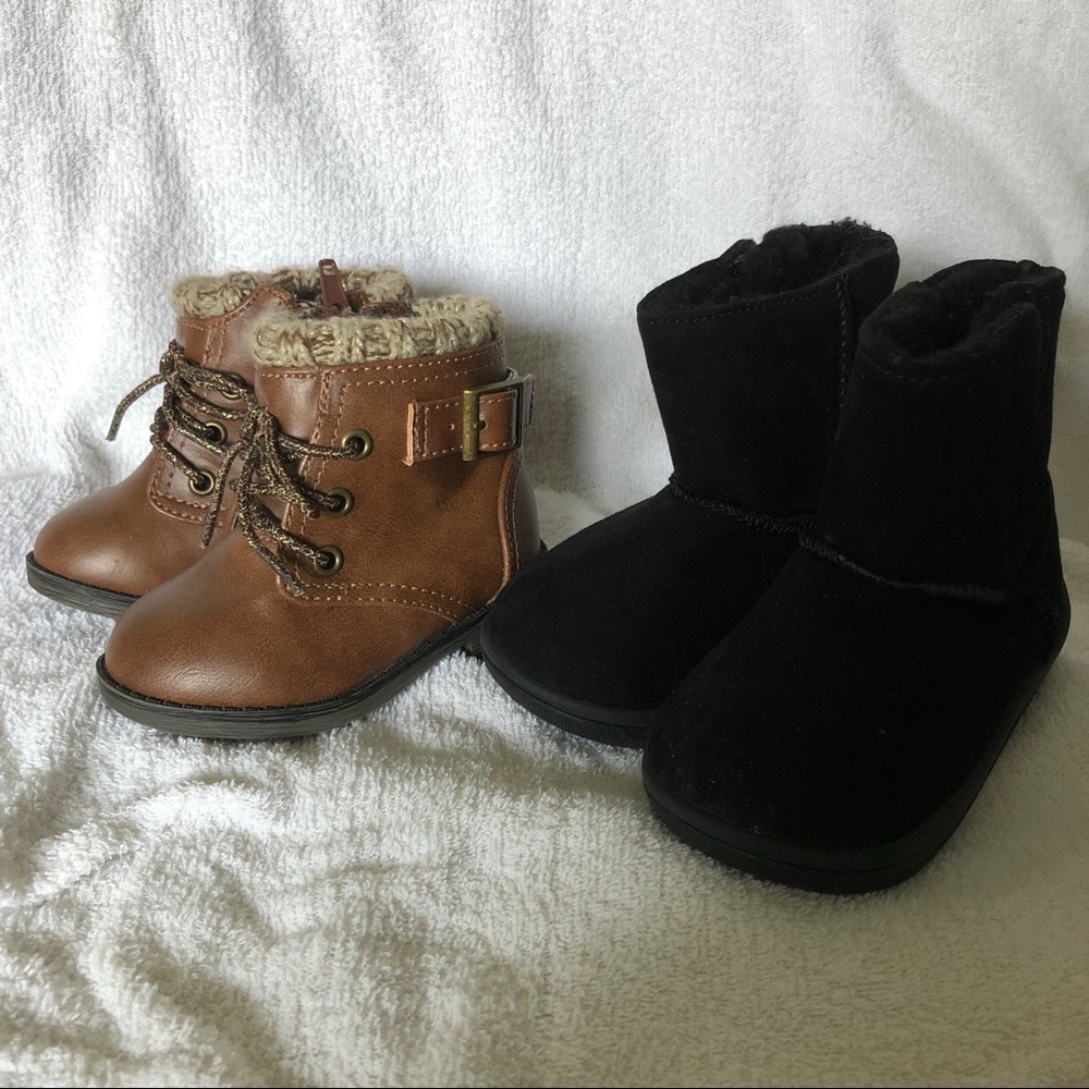 Set of 2 pairs baby boots size 3 - infant toddler